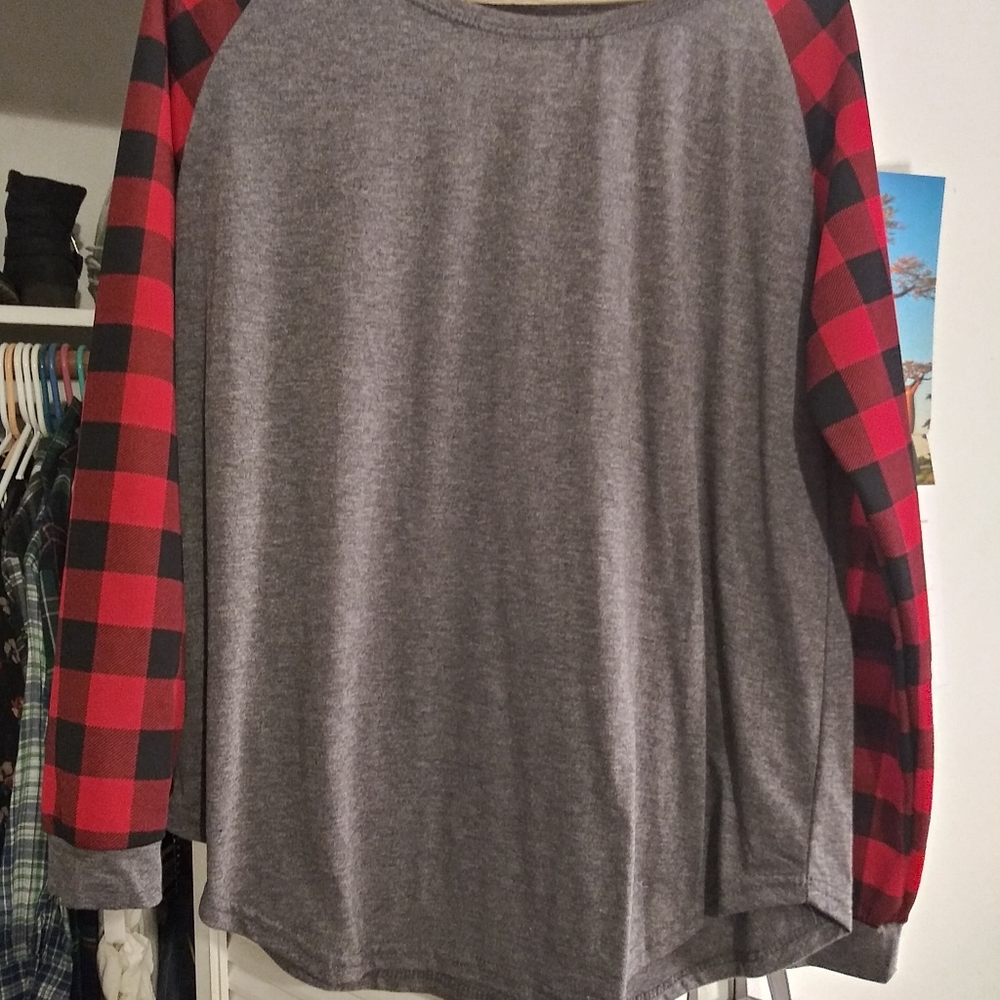 Women's long sleeve shirt